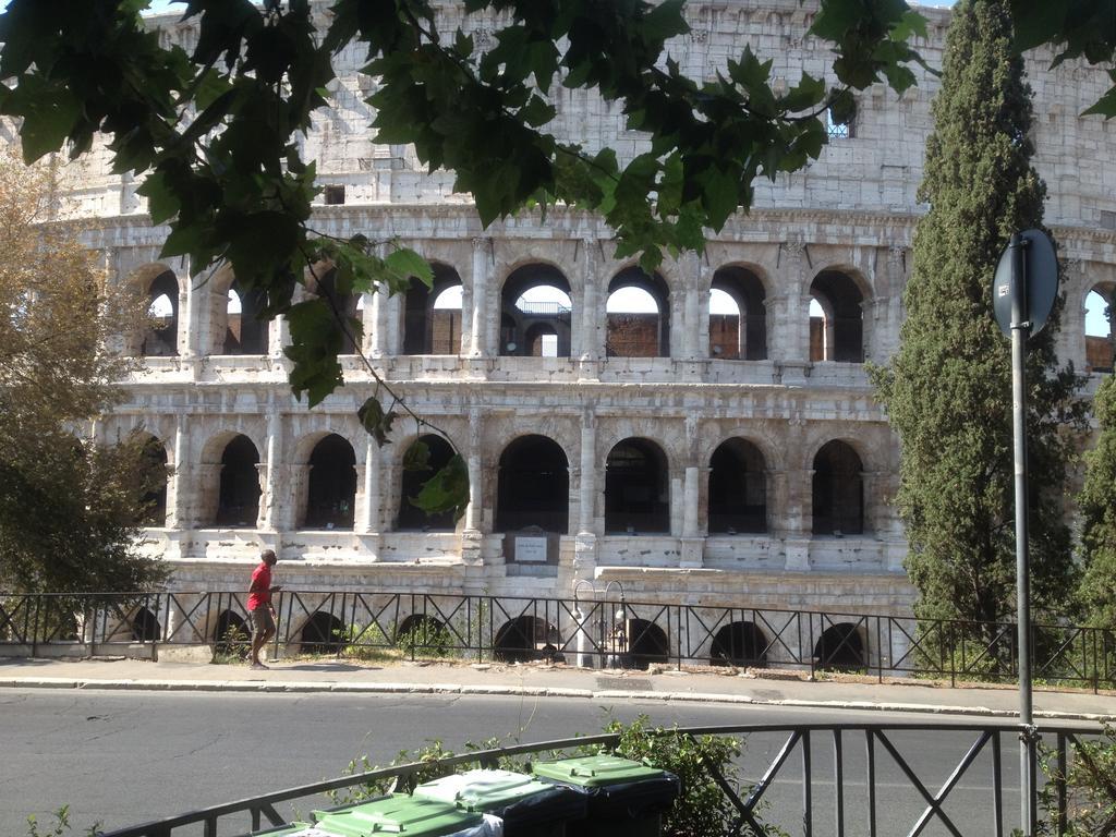House&Colosseum Rome Exterior photo
